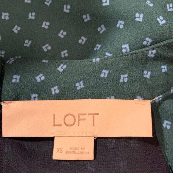 LOFT Fully Lined Sleeveless Blouse Size XS - Picture 8 of 8